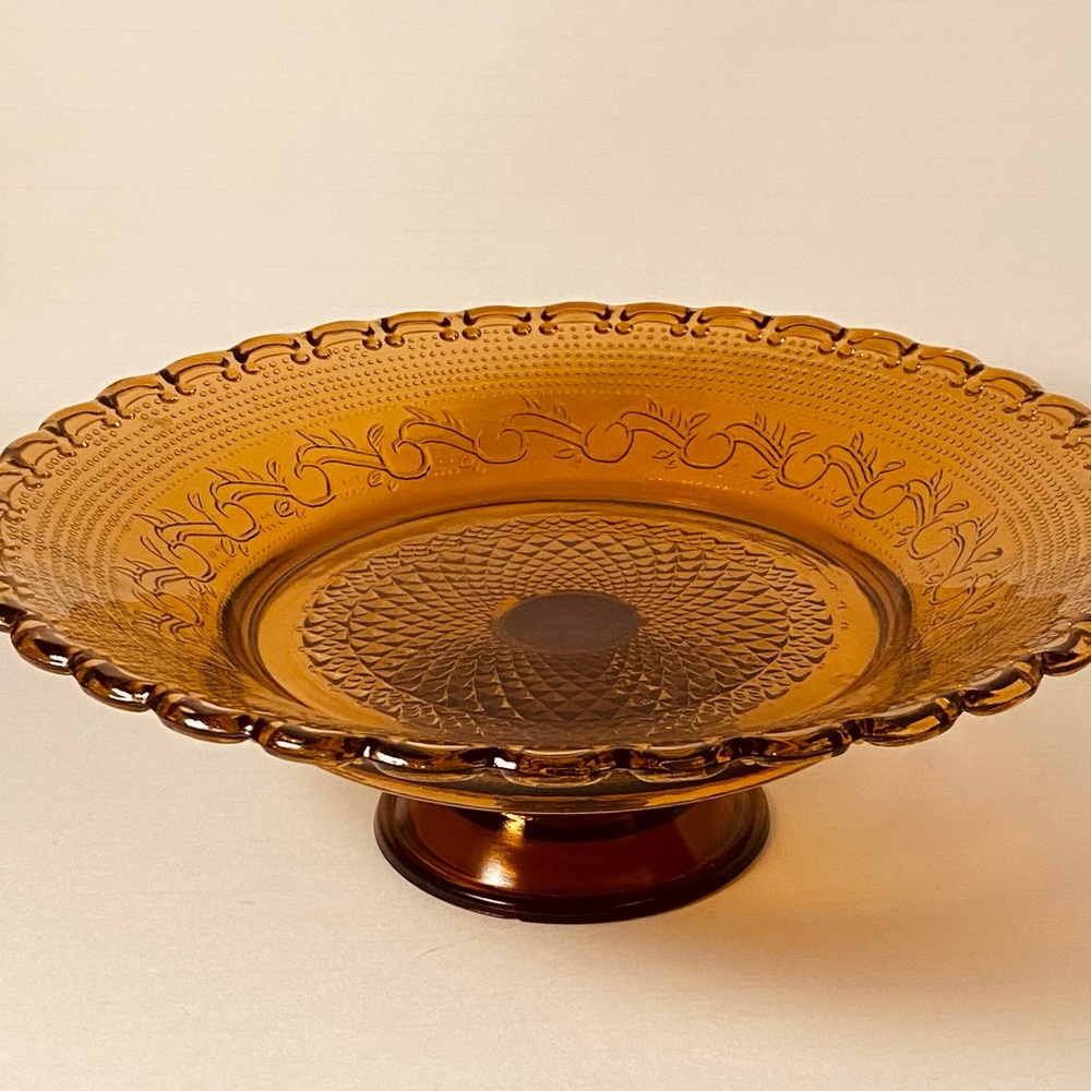 Amber Glass Dessert Stand